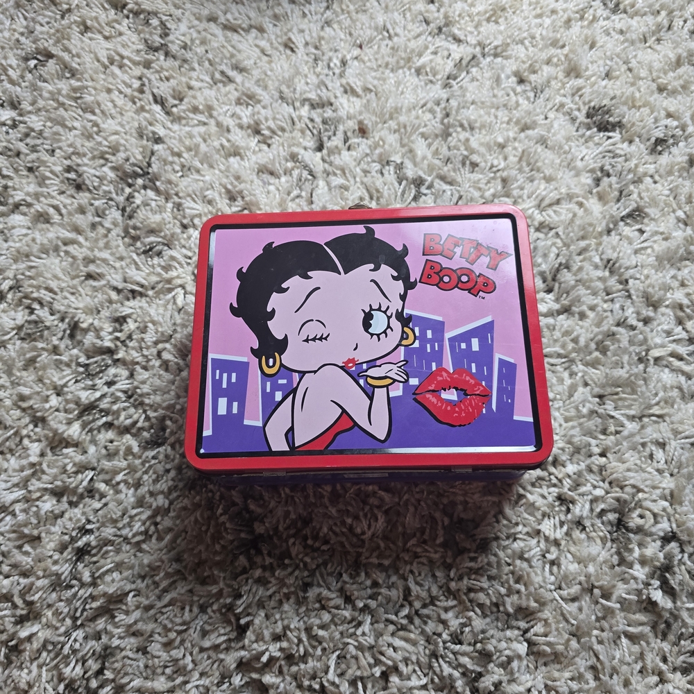 2000s Betty Boop Lunch Box